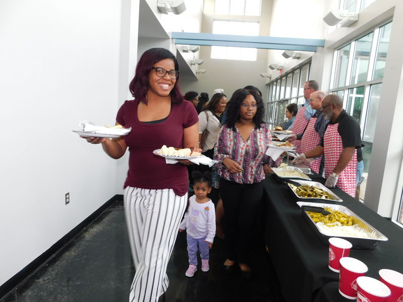 MHS students honored for volunteerism